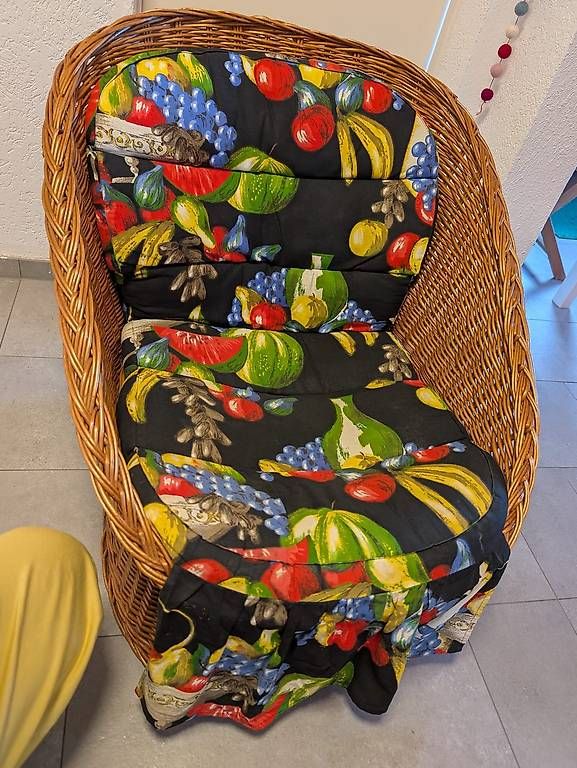 Poltrone: Korbsessel mit Kissen – Usato da Pieterlen venduto da xernice 1