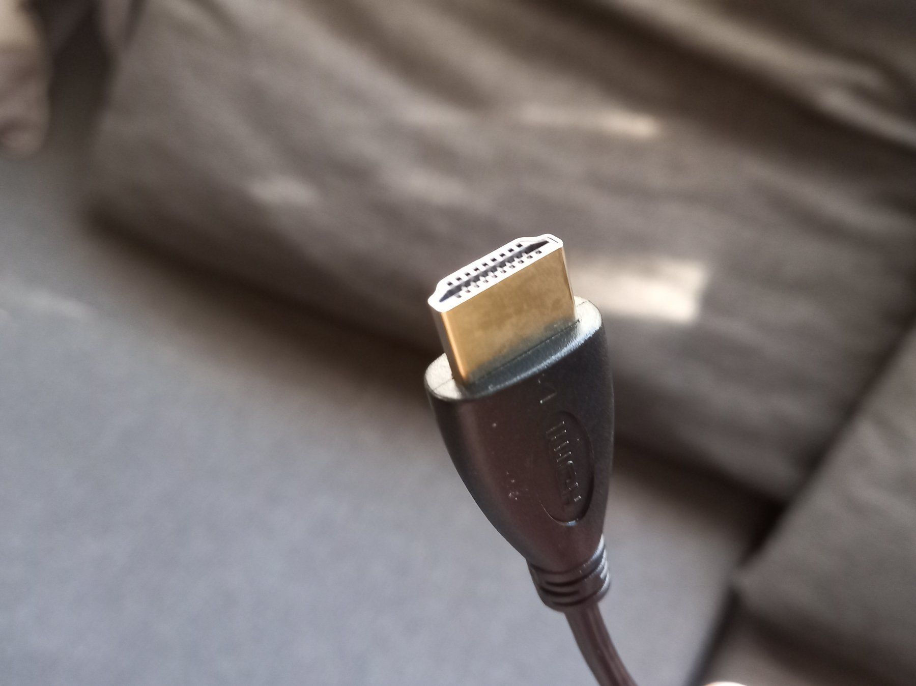 Cavi: 3x HDMI to HDMI Kabel  - 2m – Nuovo e nell'imballaggio originale da Bremblens venduto da SHOPSPORT 2