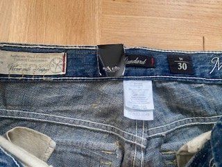 Jeans: Damen Jeans neu – Usato da Birsfelden venduto da edw_2mjn 3