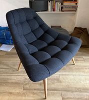 Fauteuil design capitonné gris anthracite - Confortable