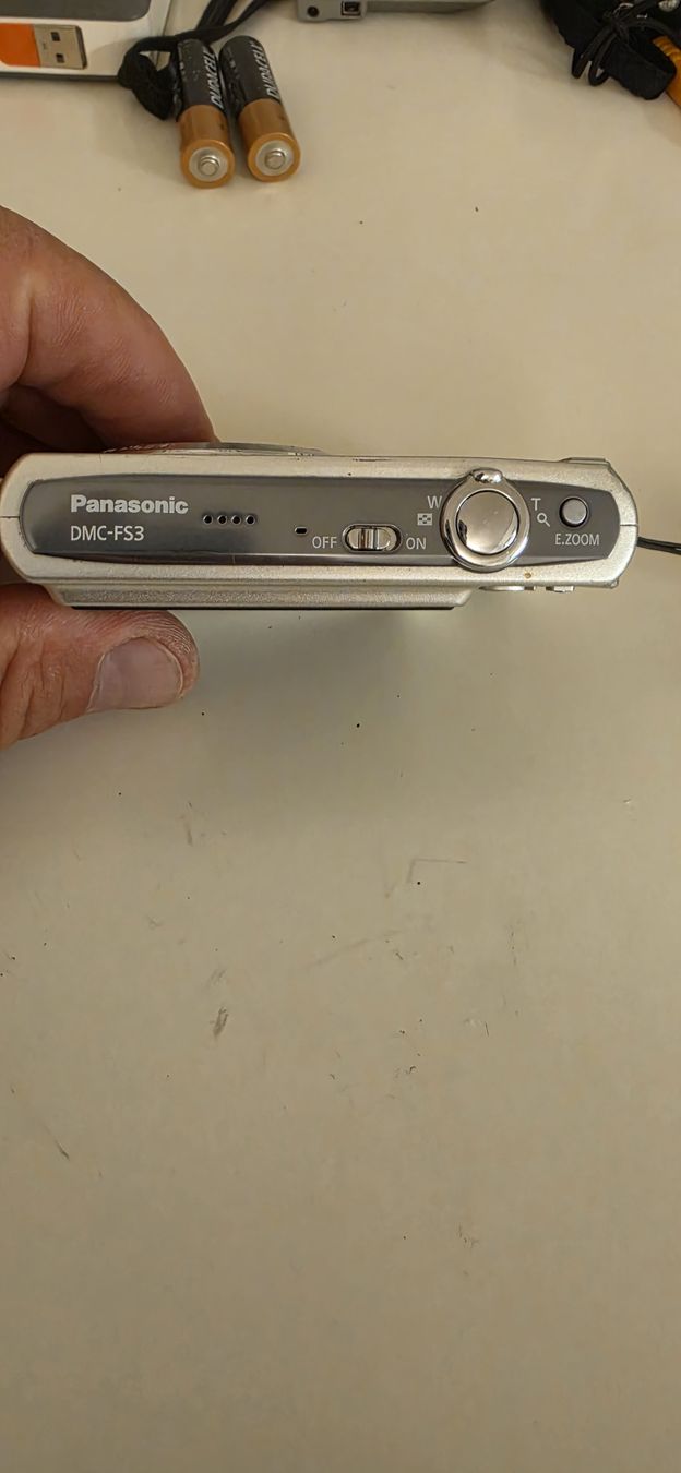 Panasonic Fotocamera: Panasonic DMC FS3 – Difettoso da Lyss venduto da ram76 3