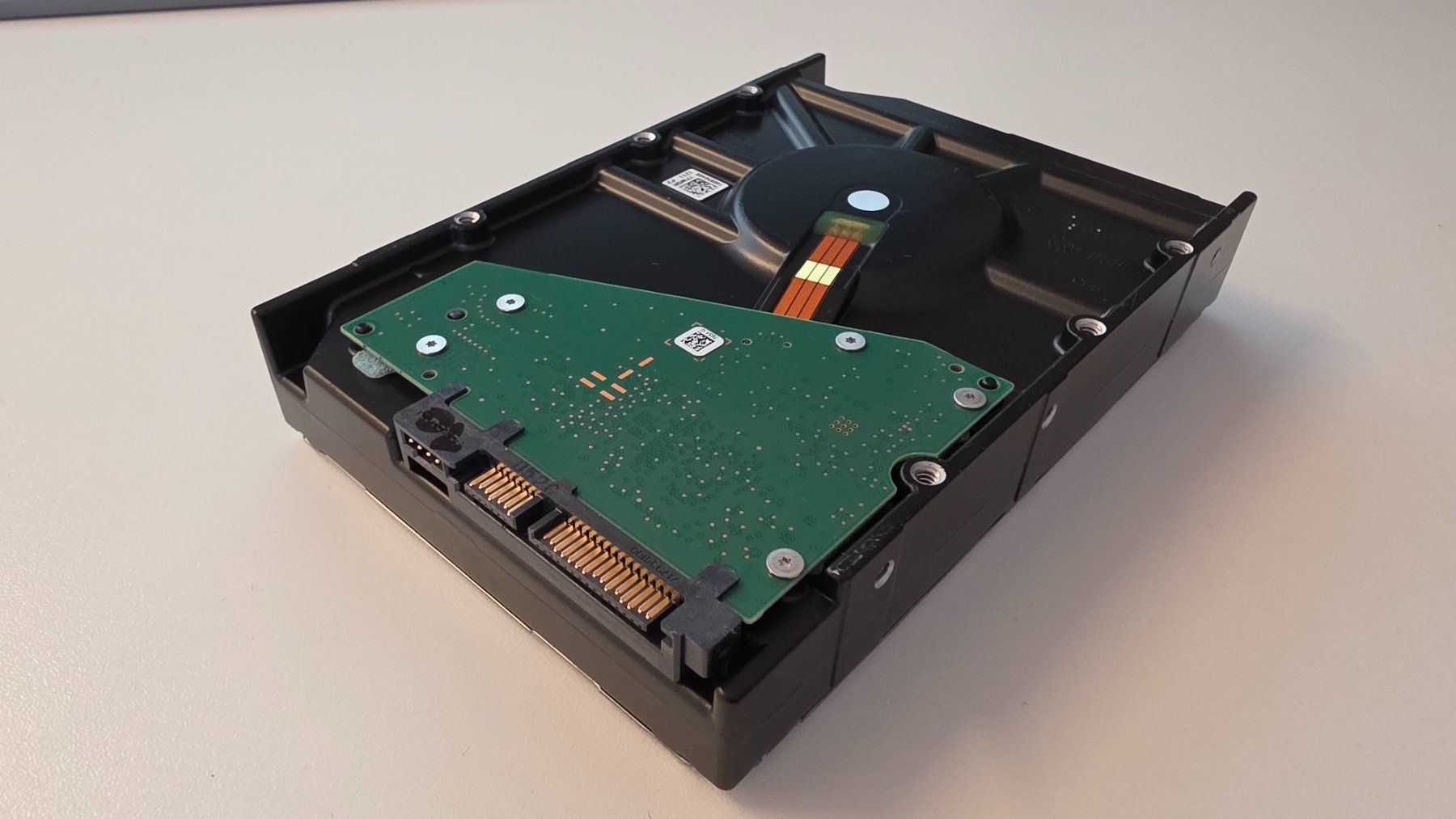 Seagate Disques durs: 8TB HDD Seagate Ironwolf NAS – D'occasion à Künten par Thozogg 2