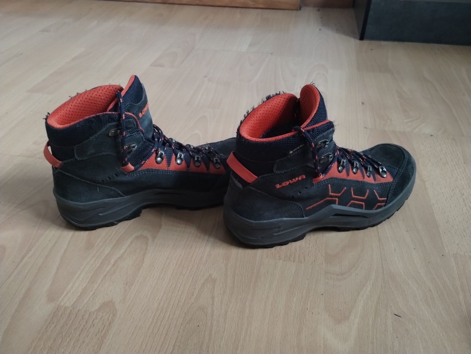Lowa Scarpe per ragazzi: Wanderschuhe Lowa Grösse 38 – Usato da Zürich venduto da Teow5436 3