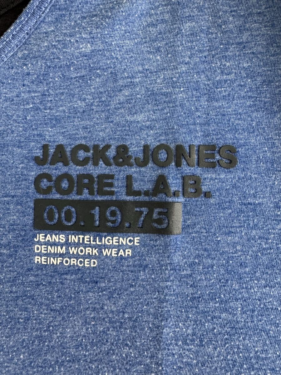 T-shirt: T-Shirt Jack&Jones Grösse L – Usato da Regensdorf venduto da scheissspiel 1