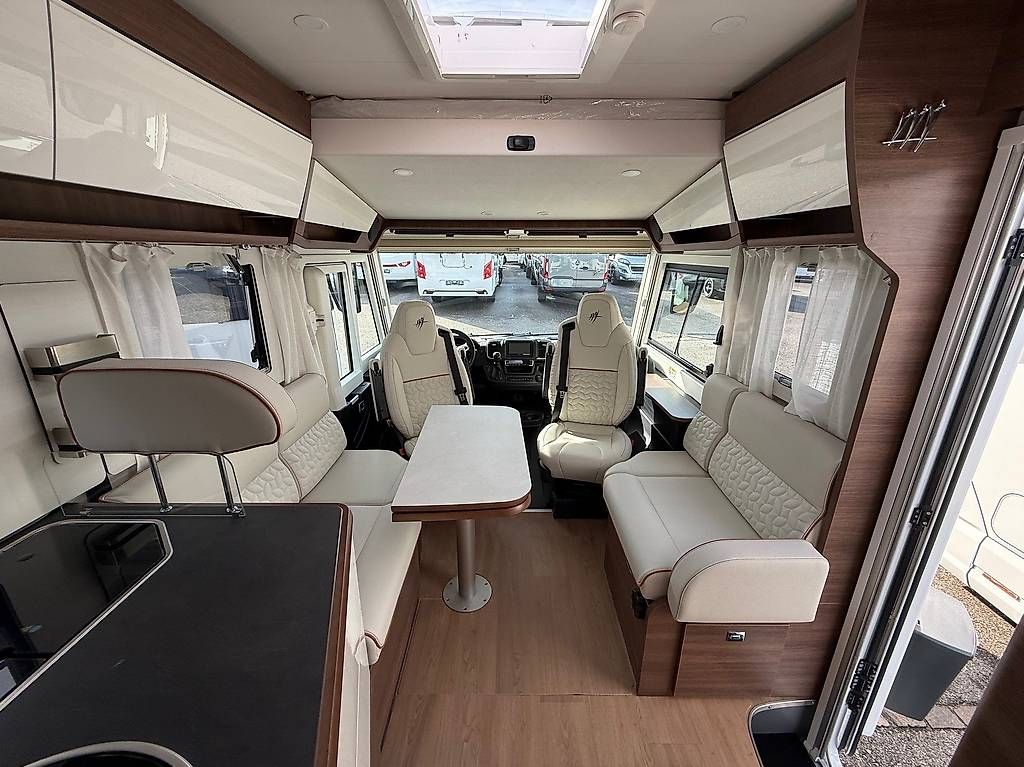 Veicoli da campeggio: Rapido Serie 80dF ALKO 8066 dF – Usato da Langenthal venduto da Reisemobil01 5