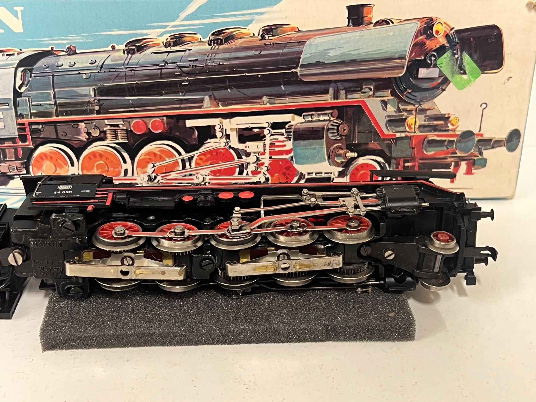 Märklin Modelleisenbahnen: Märklin 3047 BR 44 DB  H0 AC ANALOG – Gebraucht aus Neuenhof von ludovicco 5