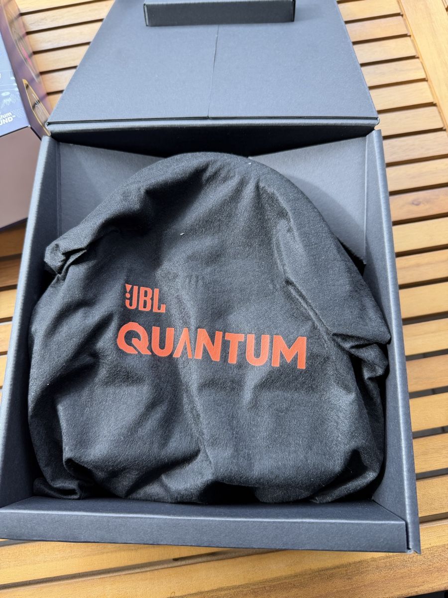 JBL Kopfhörer: JBL Quantum 610 Wireless Gaming Headset schwarz neu – Neu und originalverpackt aus Thun von sansan01 5