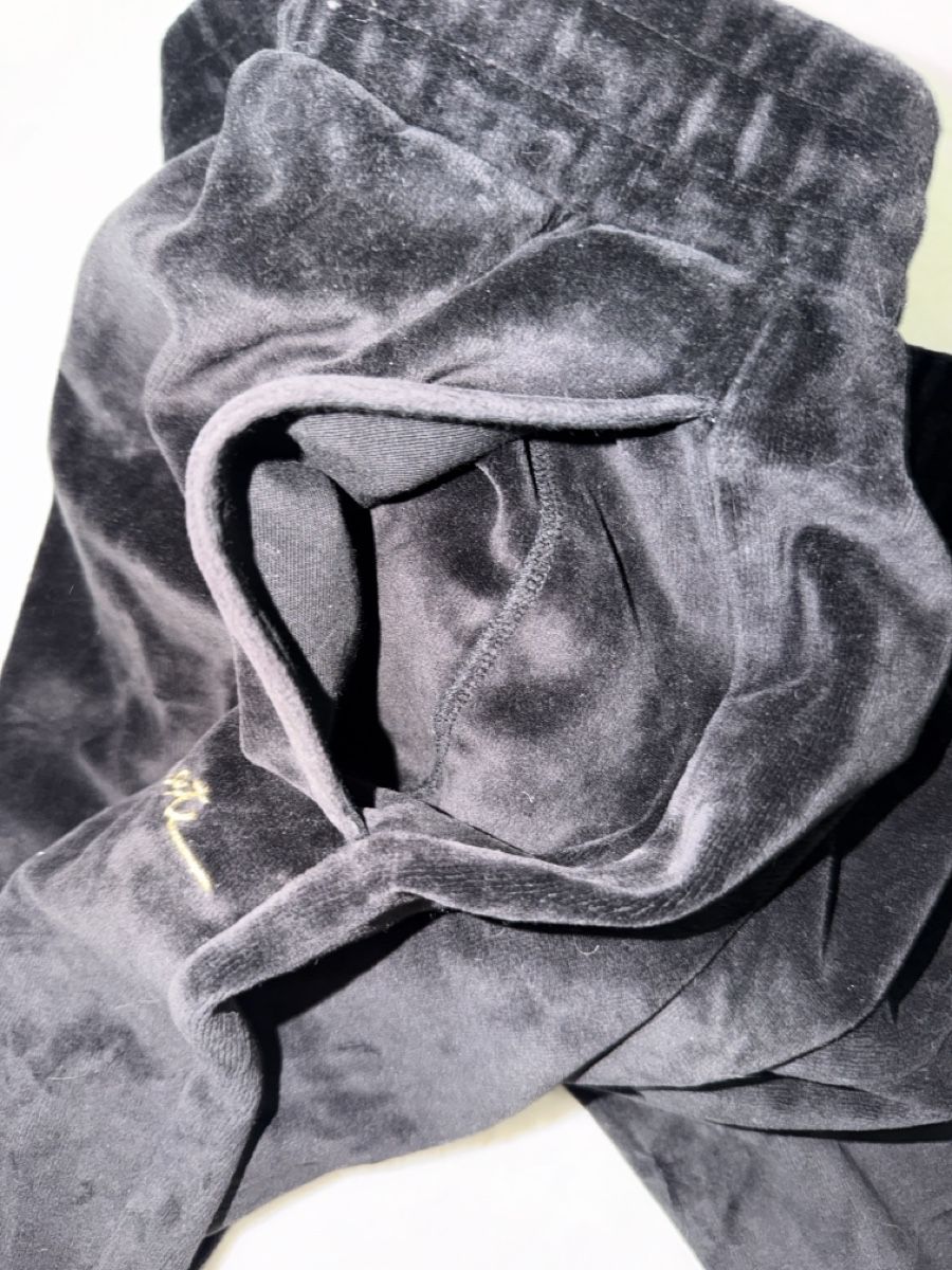 Lacoste Pantaloni: Lacoste Jogginghose Schwarz Velour Grösse L – Usato da Rorschach venduto da Costa_18 5