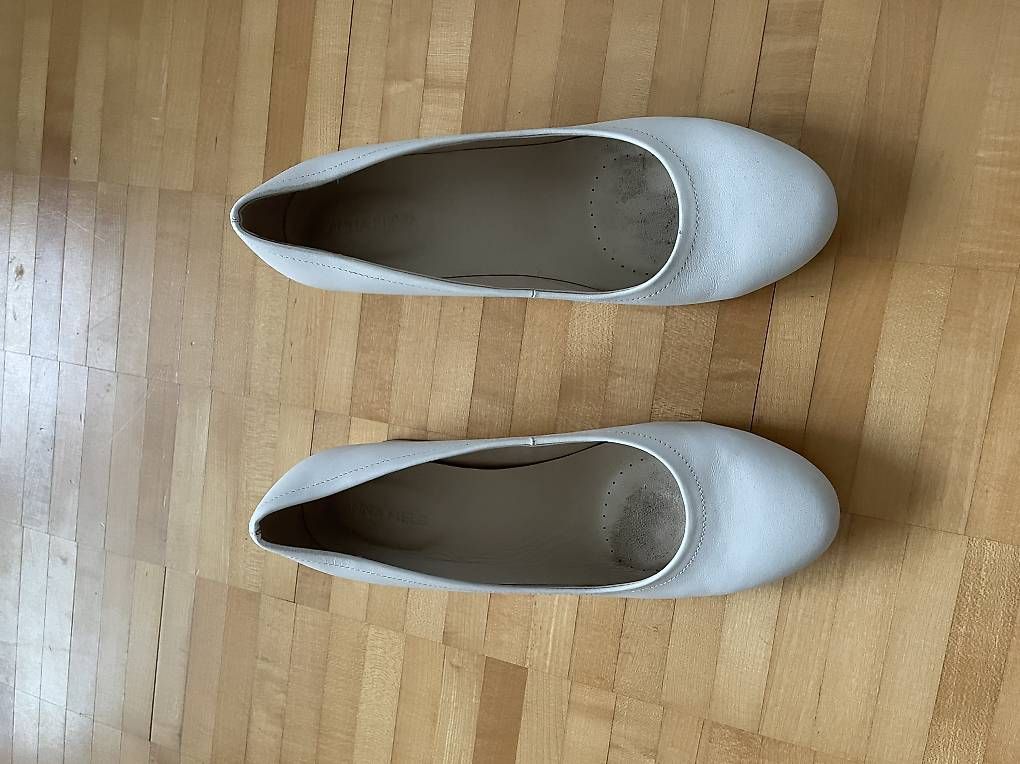 Scarpe da donna: Brautschuhe Gr 39 – Usato da Endingen venduto da andrealita1983 3