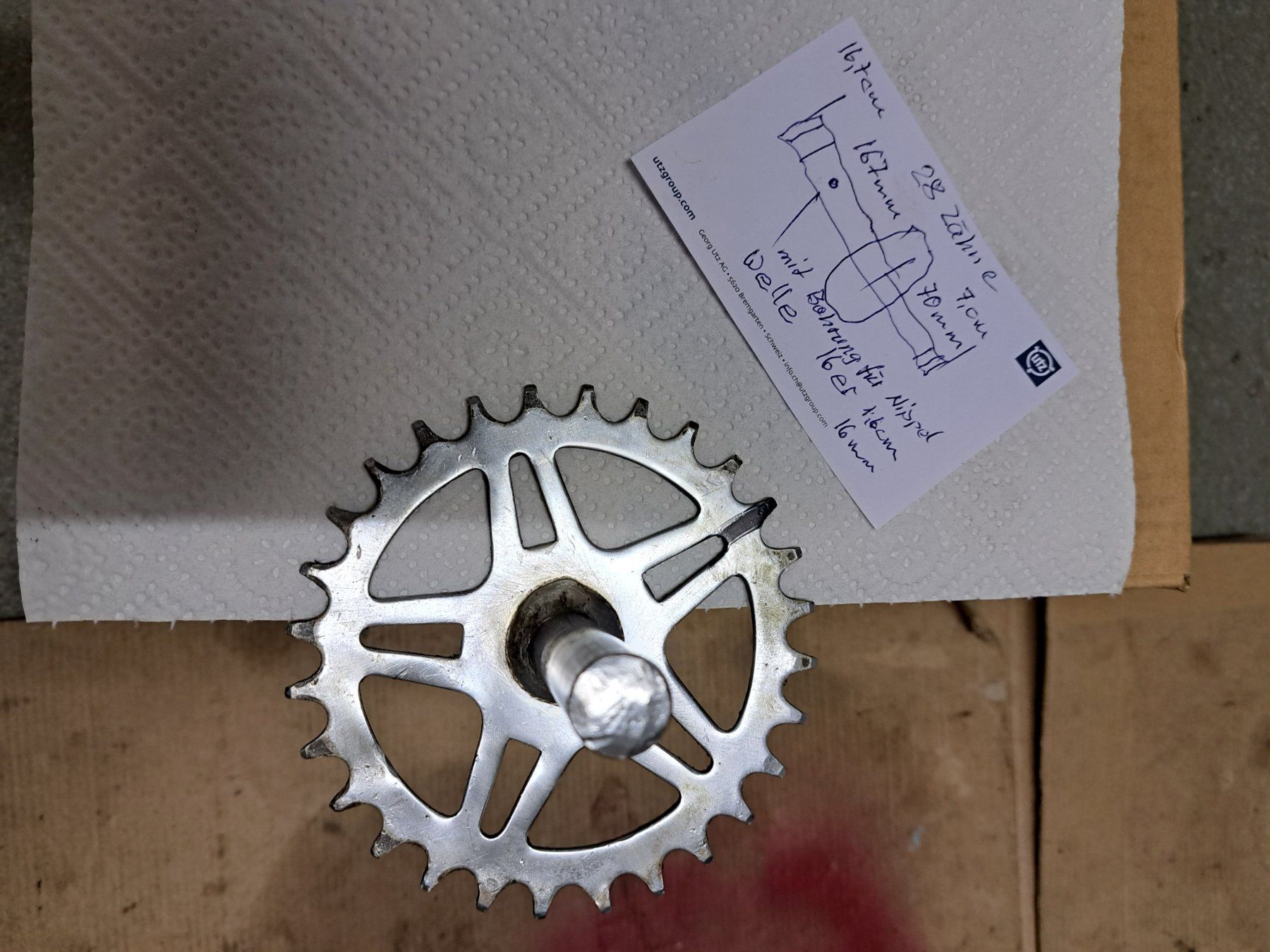 Pièces pour mobylette: Pedalachse mit Zahnrad. – D'occasion à Boswil par Mriesen 3