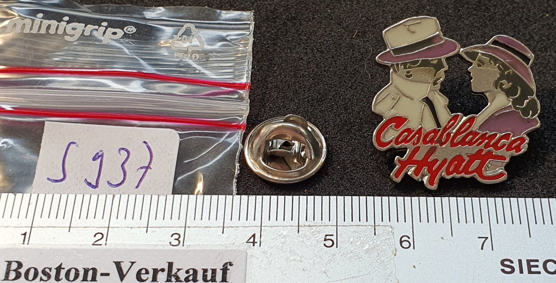Placchette & Badge: S937 - Pin Casablanca Hyatt Hotel – Usato da Reinach BL venduto da Boston-Verkauf 1