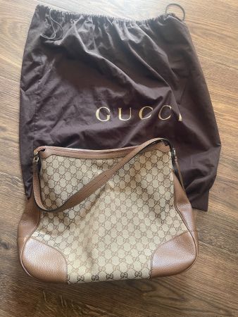 Gucci Schultertasche GG Canvas braun gebraucht Zustand