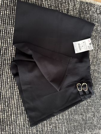 Schwarzer Minirock von Zara, Grösse M, neuwertig!
