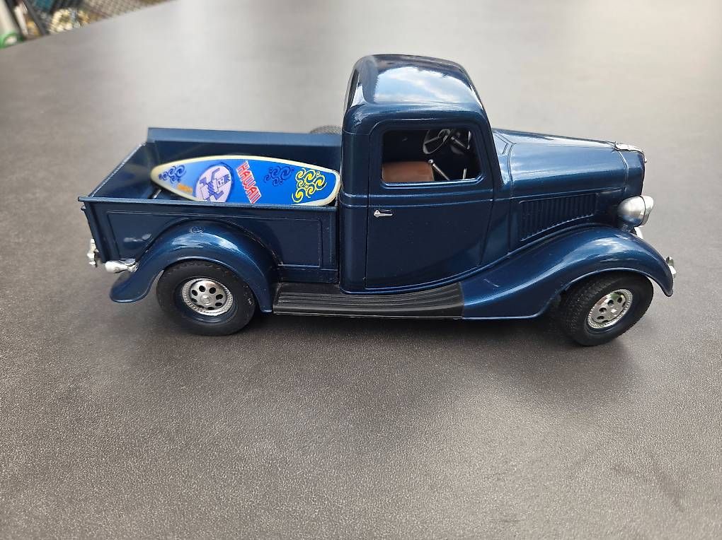 Modellini d'auto: Ford V8 Echelle Pickup (1936) – Usato da Herznach venduto da koro02 1