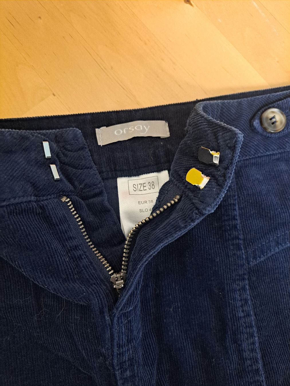 Orsay Röcke: Dunkelblauer Cord-Jupe Gr. 38 – Gebraucht aus Basel von kru_m5x5 2