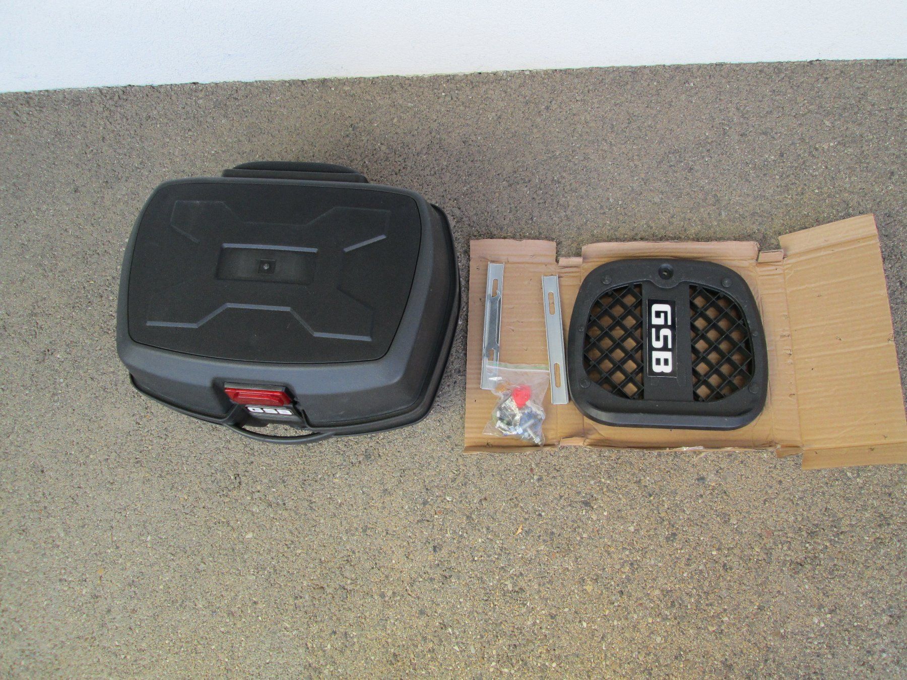 Topcase: NEU GSB Topcase inkl. Halterung – Nuovo e nell'imballaggio originale da Movelier venduto da KRASI61 1