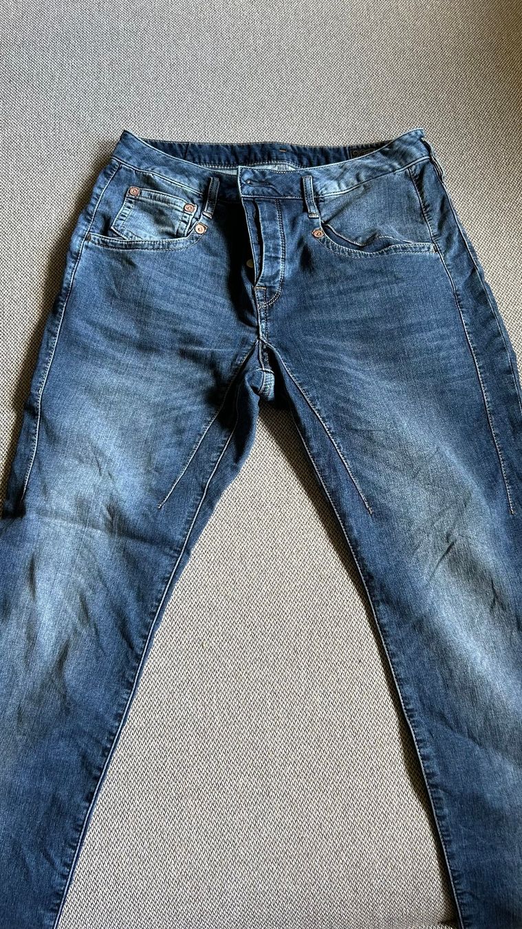 Herrlicher Jeans: Damen Jeans von Herrlicher, Grösse 31 – Nuovo (secondo la descrizione) da Innertkirchen venduto da Urbachtal