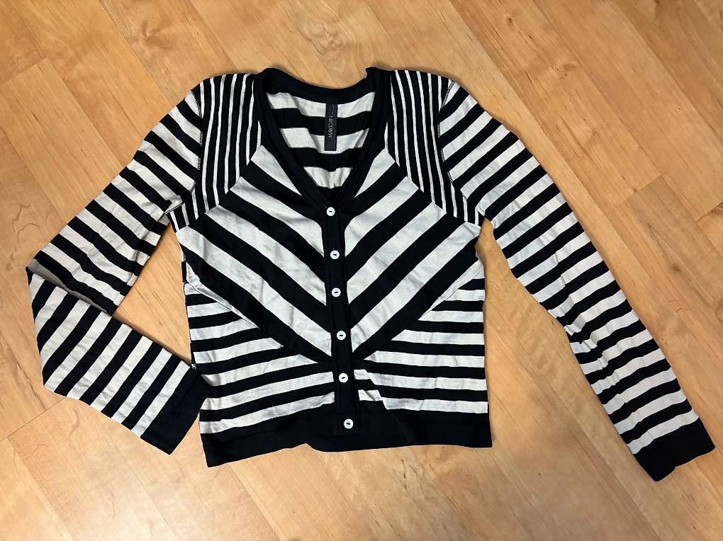 Marc Cain Maglioni & Felpe: Strickjacke Marc Cain Gr. 2 – Usato da Willisau venduto da ani_gtk8