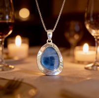 Grand pendentif en saphir naturel d’Afrique