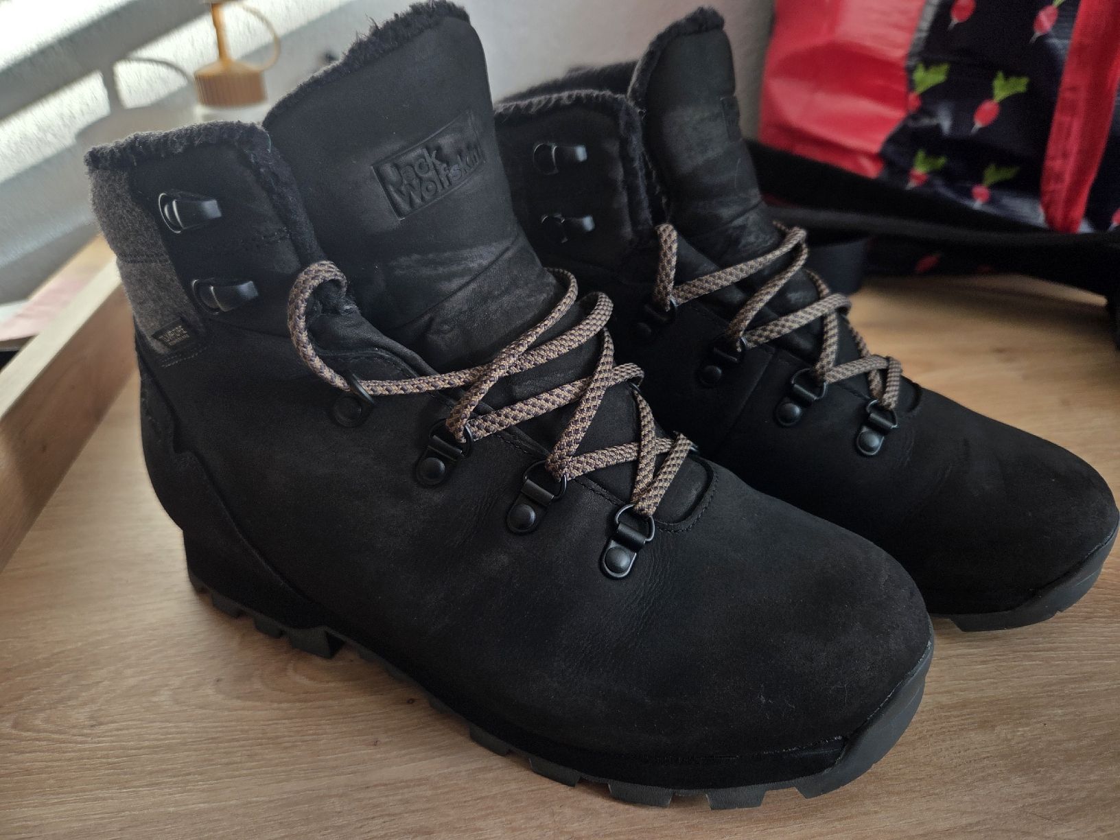 Jack Wolfskin Chaussures hommes: Jack Wolfskin Wanderschuh Grösse 41 – D'occasion à Oberbipp par sva_vrf8