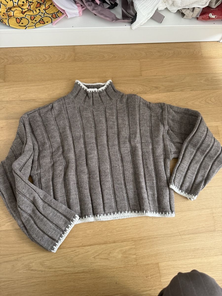 Only Maglioni & Felpe: Pullover Only gerippt braun weiss Grösse S neuwertig – Usato da Hägendorf venduto da Mocca72
