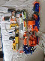Lot de 4 pistolets Nerf avec accessoires