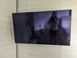 Fernseher 55 Zoll LG 4K Oled-TV mit Wandhalterung