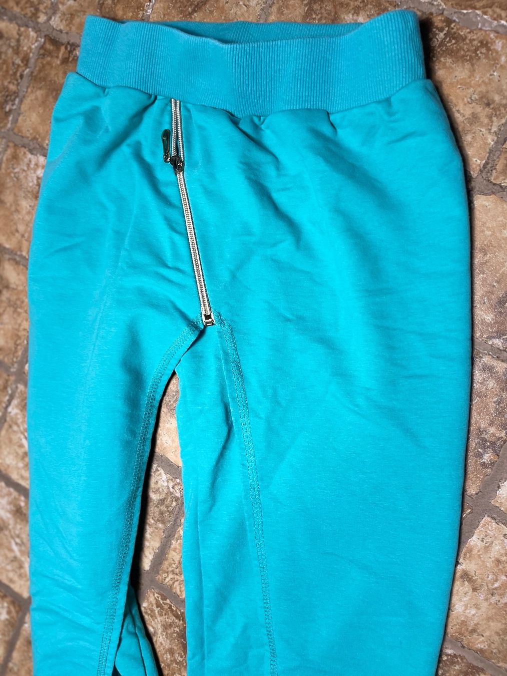 Pantalons: Pantaloni Con cerniera verticale – Neuf (Voir description) à Gordevio par LanaZimm 6