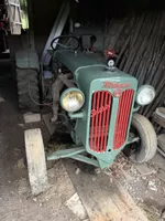 Traktor Hürlimann Typ D200 grün gebrauchter Zustand