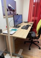 Grosses Büropult / Eckschreibtisch in Eiche-Optik – 150 × 80