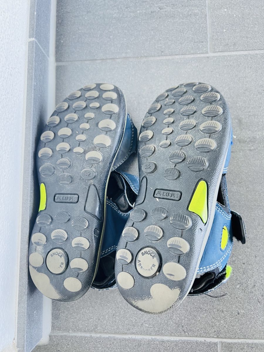 Scarpe per ragazzi: Jungen Sommer Schuhe Gr.32  – Usato da Hünenberg venduto da Tina030420 3