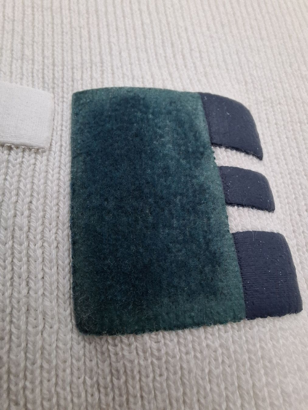 Lacoste Pullover & Sweatshirts: Lacoste Sweat Logo Blanc Multicolore Taille L – Gebraucht aus Le Locle von sAm_2112 5