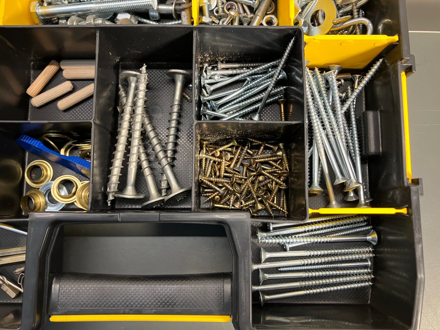 Alle Werkzeuge: STANLEY Sortmaster - Sortierkoffer mit div. Inhalt ab 1.- – Gebraucht aus Lichtensteig von Buy24International 3
