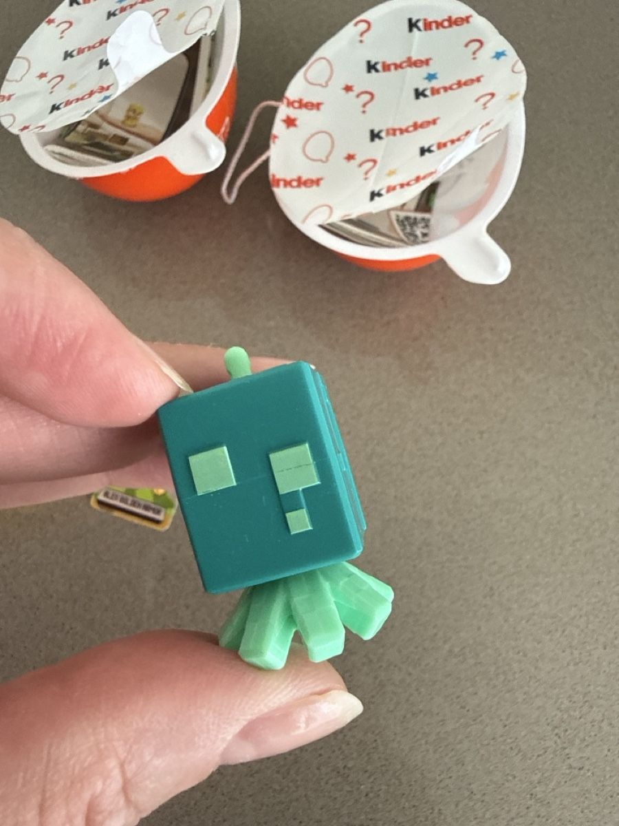 Statuette: Kinder Ei minecraft zum sammeln – Nuovo (secondo la descrizione) da Zürich venduto da Denise-8050 2