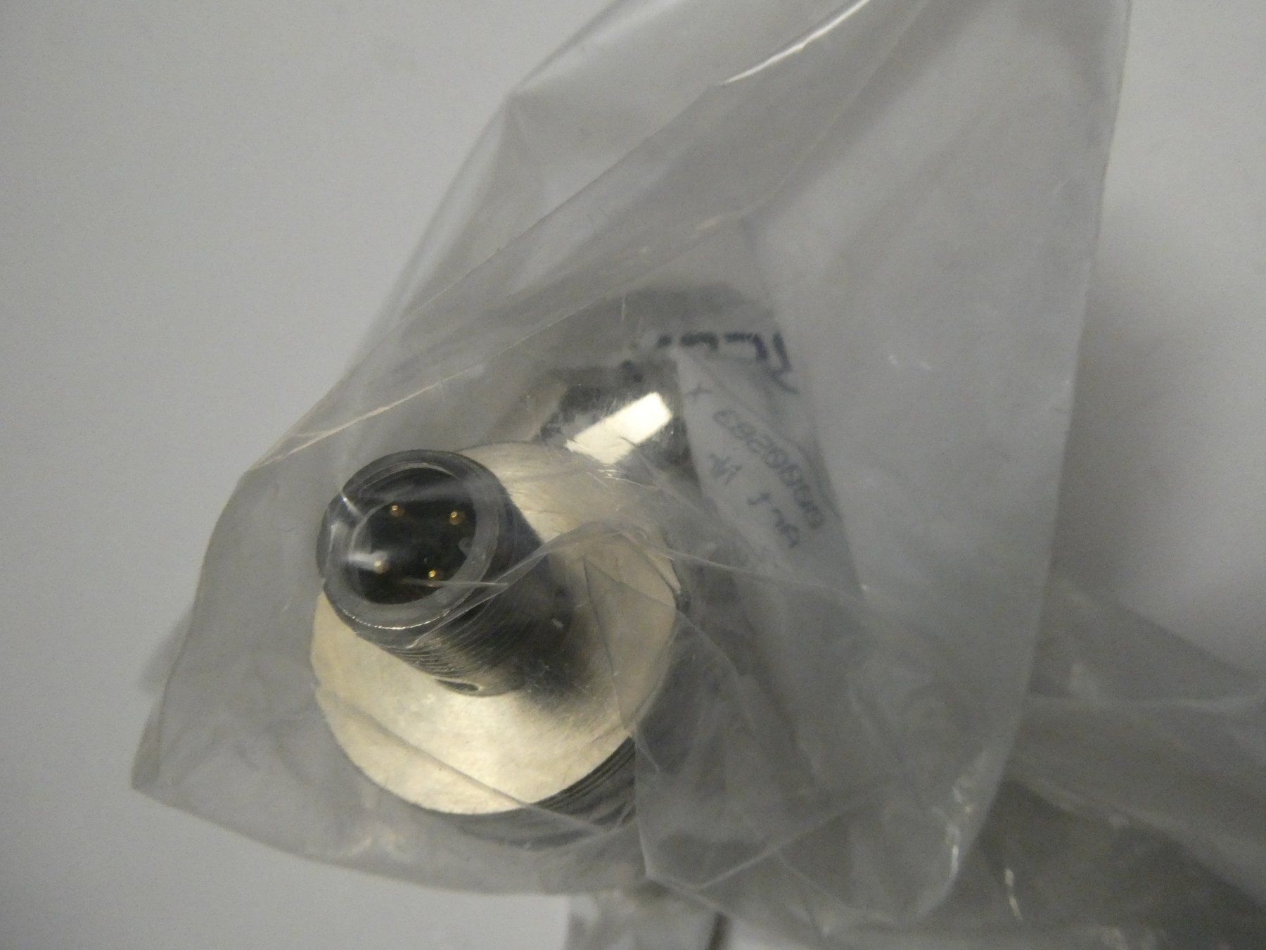 Componenti elettronici: Bernstein Näherungsschalter M30x1.5 – Nuovo e nell'imballaggio originale da Fulenbach venduto da Hach0 4