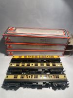 LIMA 3x Personenwagen braun/beige, DC Achsen