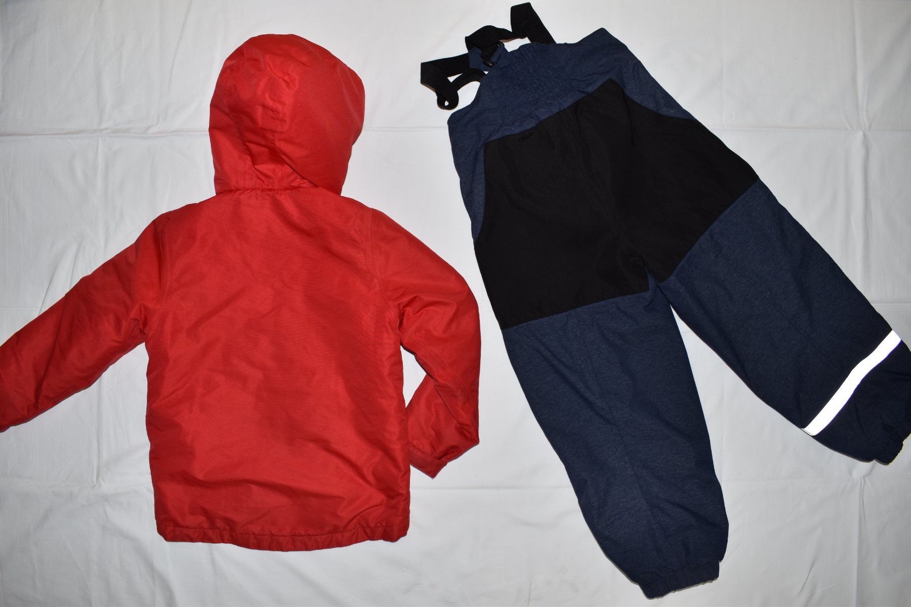 Lotti & Set di vestiti: Jacke & Schneehose, Grösse 122 /128 – Usato da Speicher venduto da Indigoblau_3 1