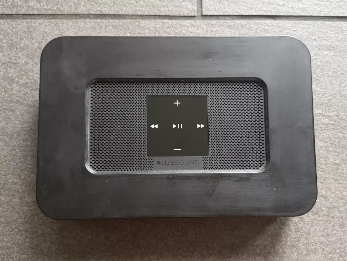 Bluesound Audio- & Mediensysteme: Bluesound Node 2 Wireless Musik-Streamer – Gebraucht aus Zürich von cENS0R