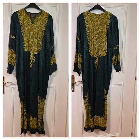 Vintage arabisches Kleid mit Goldstickerei