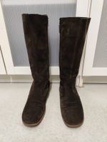 Damen Stiefel aus Wildleder.