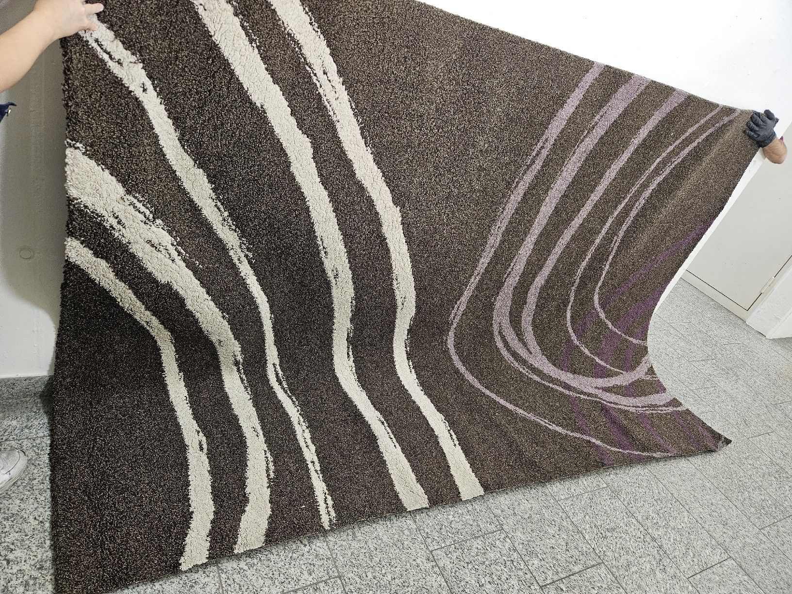 Teppiche: Teppich 2.0 x 3.0 m – Neu (gemäss Beschreibung) aus Regensdorf von Zem003 1
