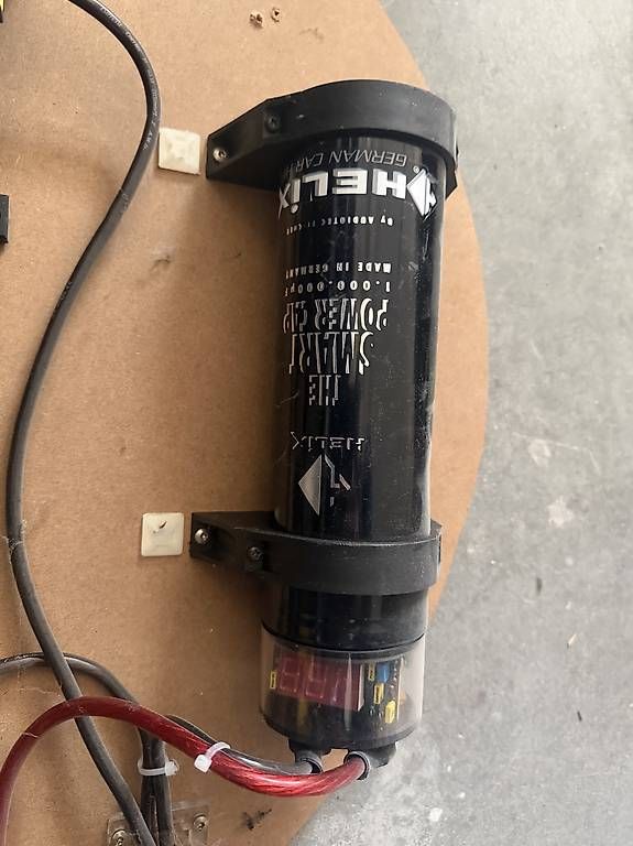 Componenti elettronici: Ampli MTX et condensateur  – Usato da Colombier NE venduto da Lamiche 1