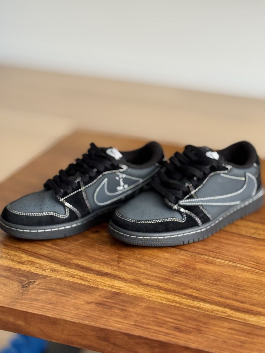 Jordan Scarpe da uomo: Nike Air Jordan 1 Low Travis Scott Phantom Gr.39 – Usato da Mumpf venduto da Stanman 1