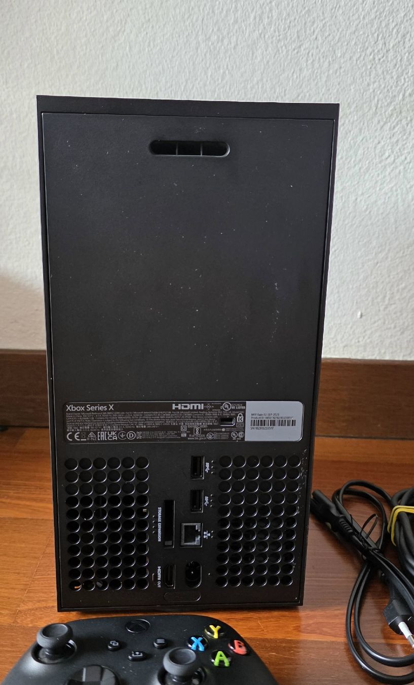 Microsoft Console: Xbox Series X COMME NEUVE – Usato da Lausanne venduto da qoq_x7cl 3