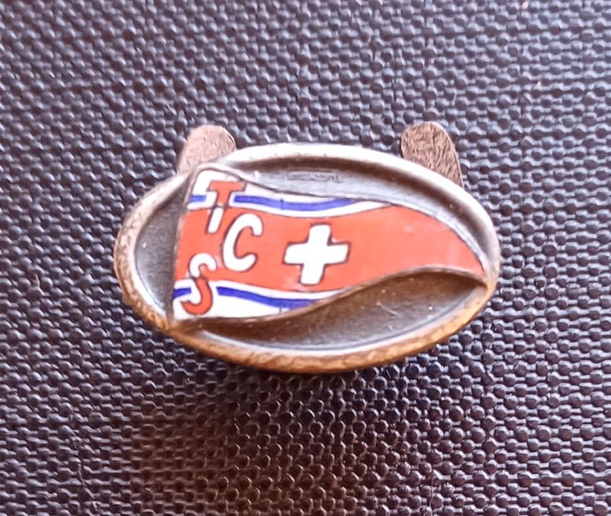 Die Jungen – Gussfoto Knopfabzeichen / Kühlschrankmagnet (25 Mm) – Metall, TV-Serien-Design