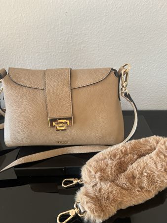 Sac à main Calvin Klein beige, parfait pour l'automne!