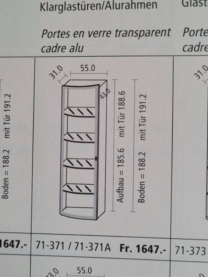 Vitrinen: Vitrine en bois érable avec porte en verre et éclairage – Gebraucht aus Le Landeron von pat_5ygm 4