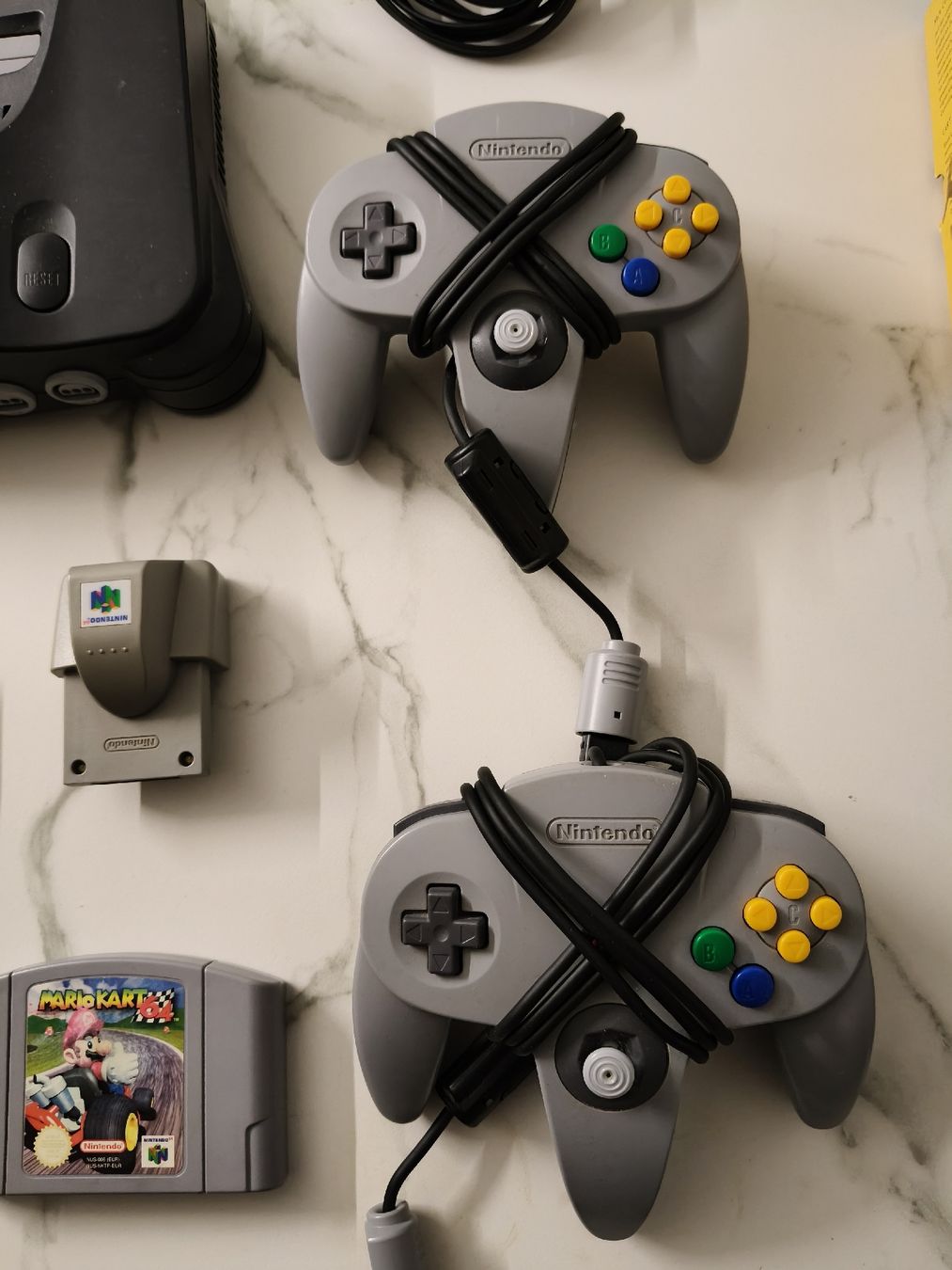 Nintendo Konsolen: Nintendo 64 Konsole + 2 Controller & 4 Games, Top Zustand! – Gebraucht aus Oensingen von ece_8k7q 3