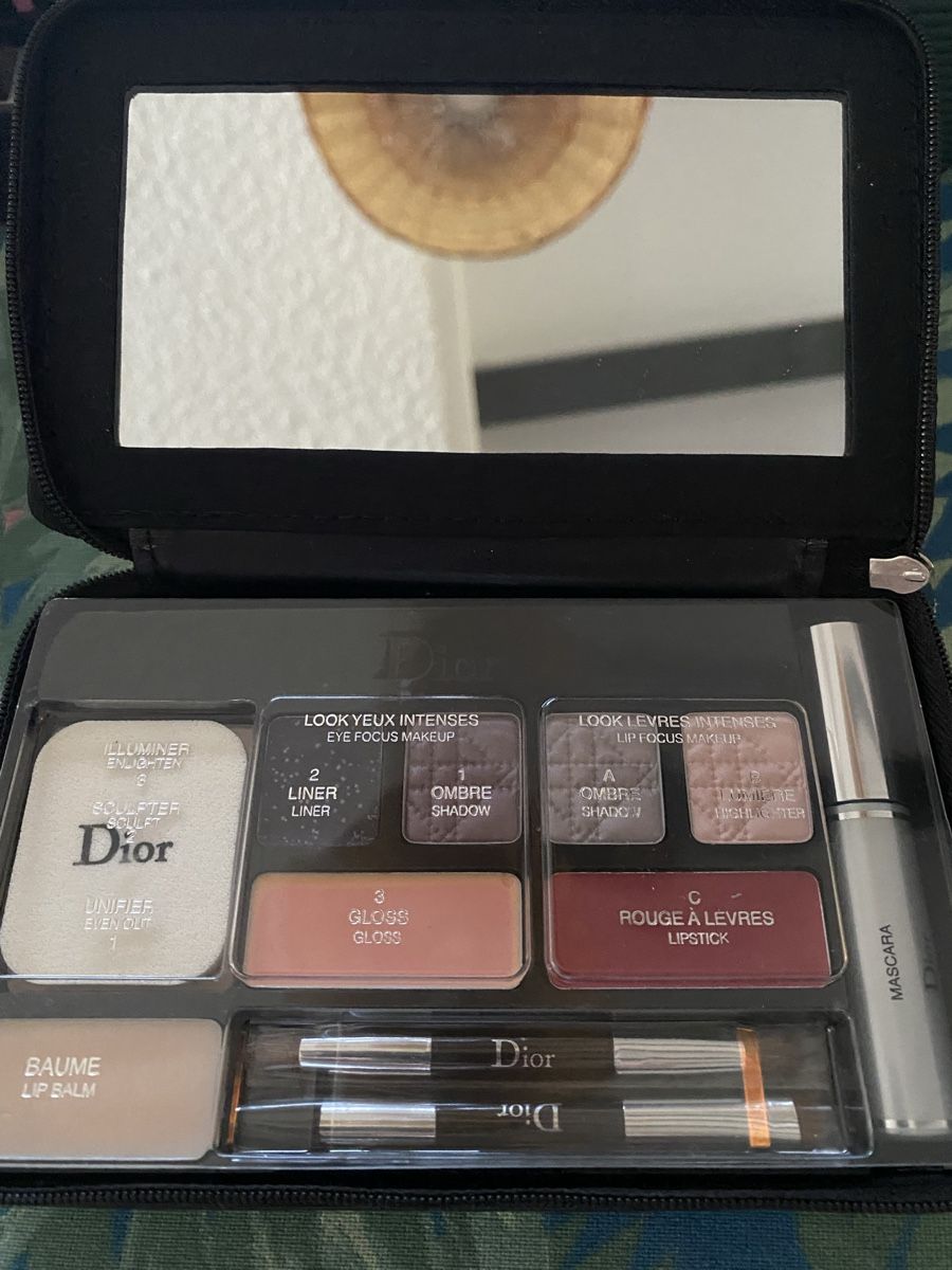 Dior Make-up: Palette de maquillage Dior – Nuovo e nell'imballaggio originale da Bouveret venduto da wes_7zll