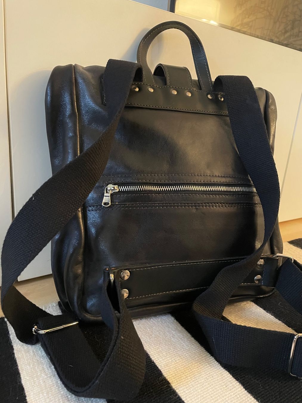 Rucksäcke: Rucksack. Leder. Handgefertigt. Neu – Neu und originalverpackt aus Basel von nic_6l52 4